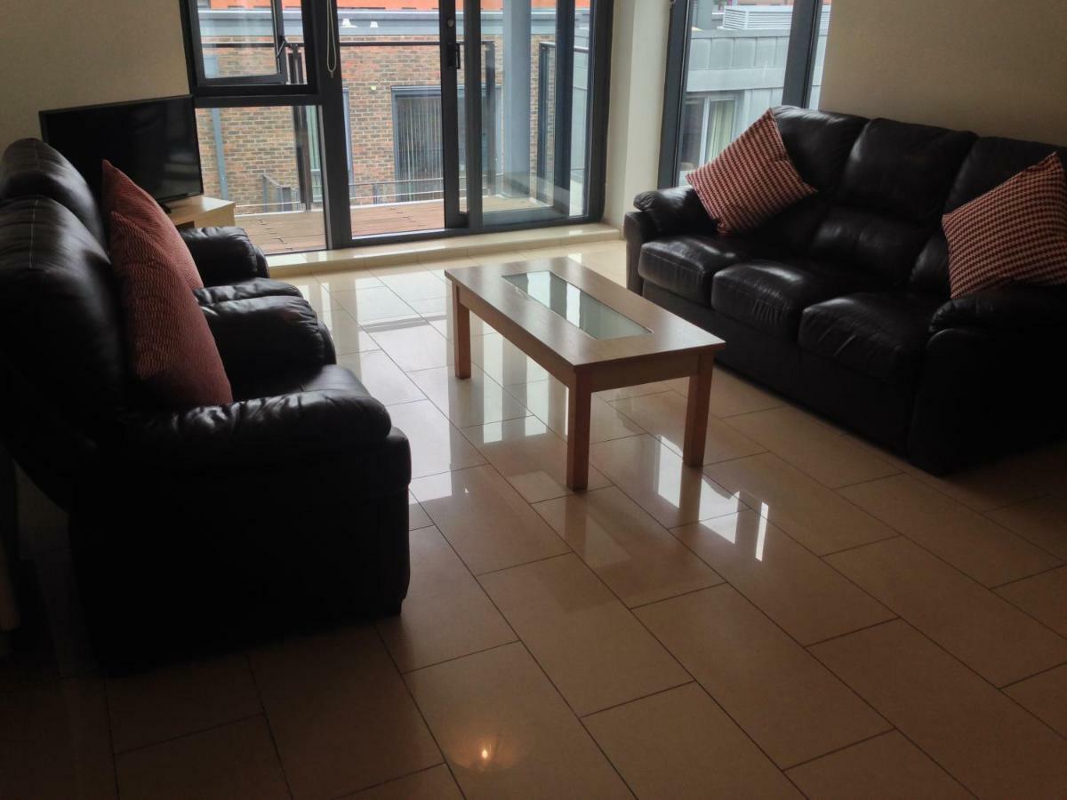 Luxury Ivy Exchange 3 Bedroom
